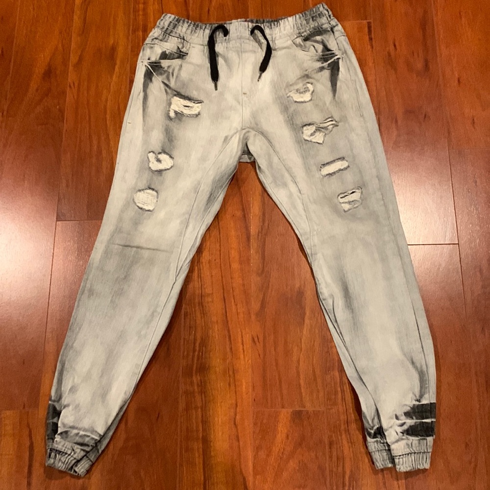 WT02 Joggers